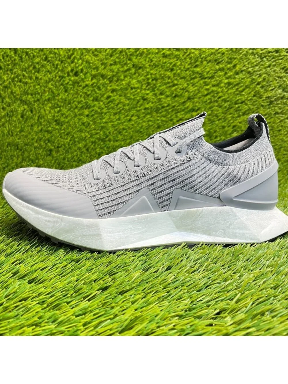 Allbirds Tree Flyer 2 Womens Size 10.5 Medium Gray White Running Shoes Sneakers